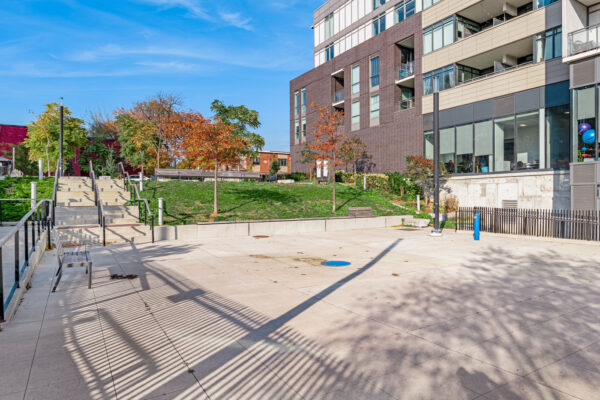 20-Minowan-Miikan-Lane-#418-Toronto-Web-Salisbury-52