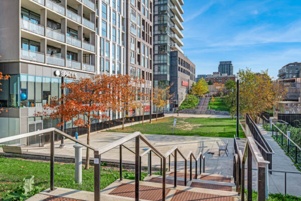 20-Minowan-Miikan-Lane-#418-Toronto-Web-Salisbury-53