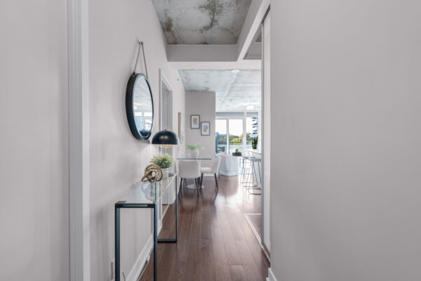 20-Minowan-Miikan-Lane-#418-Toronto-Web-Salisbury-7