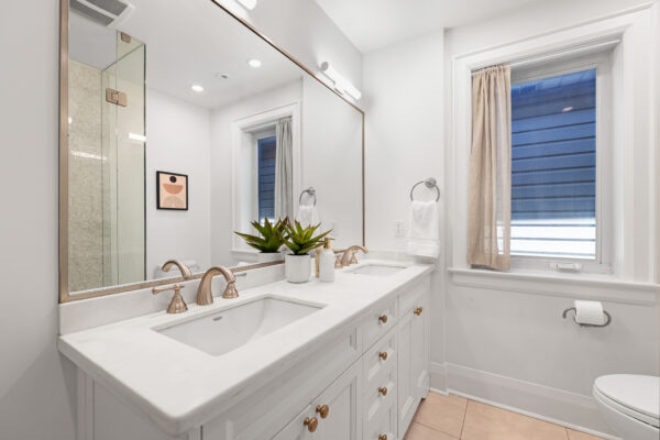 25-Cranbrooke-Avenue-Toronto-Web-Salisbury-33