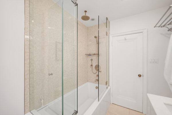 25-Cranbrooke-Avenue-Toronto-Web-Salisbury-34