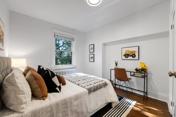25-Cranbrooke-Avenue-Toronto-Web-Salisbury-39