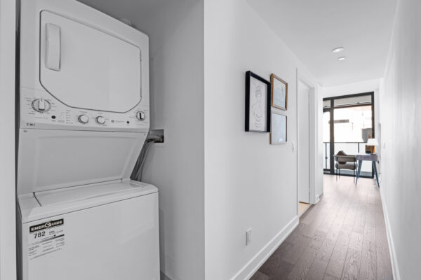 25-Richmond-Street-East-#1212-Toronto-Web-Salisbury-24