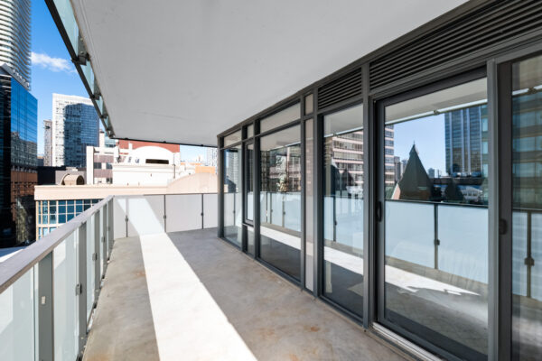 25-Richmond-Street-East-#1212-Toronto-Web-Salisbury-33
