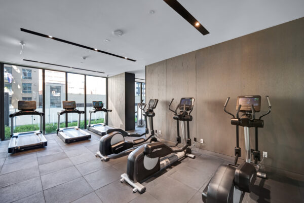 25-Richmond-Street-East-#1212-Toronto-Web-Salisbury-41