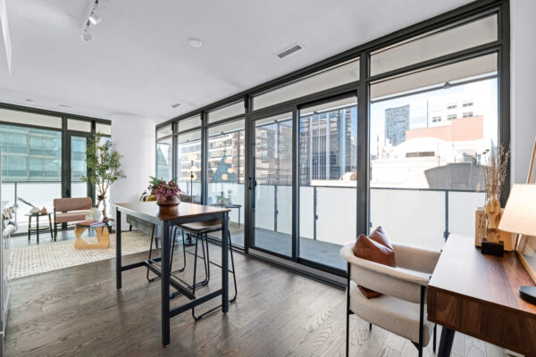 25-Richmond-Street-East-#1212-Toronto-Web-Salisbury-5