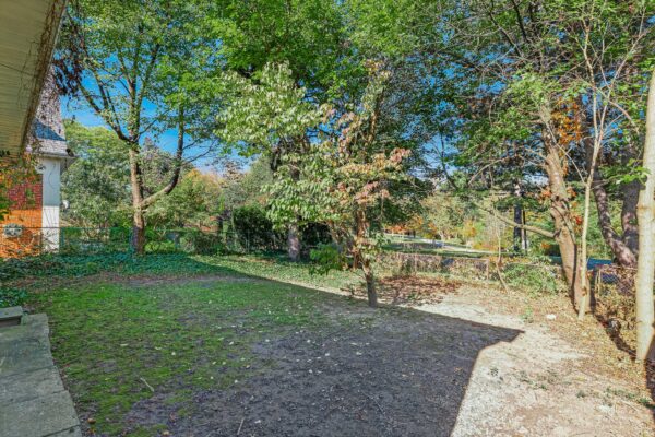 26-Millgate-Crescent-Toronto-Web-Salisbury-16