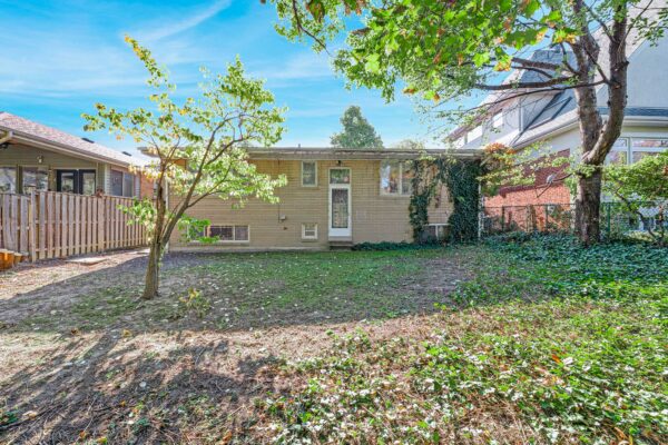 26-Millgate-Crescent-Toronto-Web-Salisbury-19