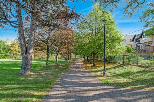 26-Millgate-Crescent-Toronto-Web-Salisbury-24