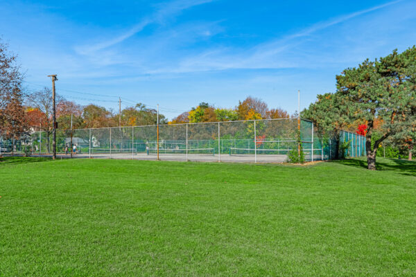 26-Millgate-Crescent-Toronto-Web-Salisbury-30