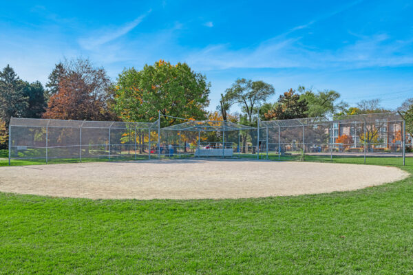 26-Millgate-Crescent-Toronto-Web-Salisbury-33