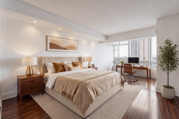 3-Hickory-Tree-#1010-Toronto-VS-Web-Salisbury-3