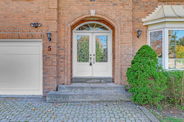 5-Patrick-Boulevard-Toronto-Web-Salisbury-10