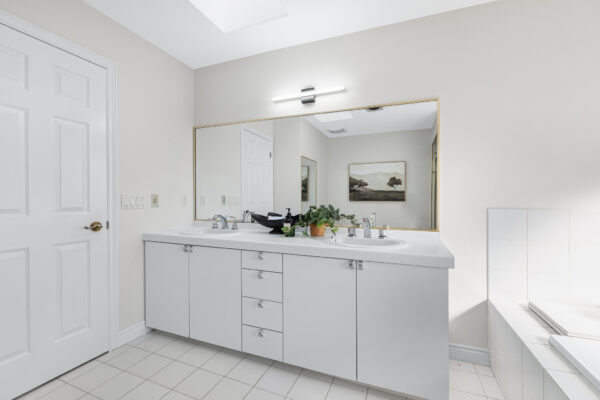 5-Patrick-Boulevard-Toronto-Web-Salisbury-38