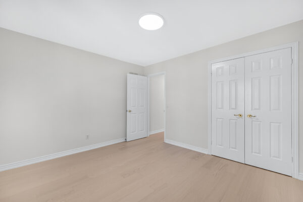 5-Patrick-Boulevard-Toronto-Web-Salisbury-47
