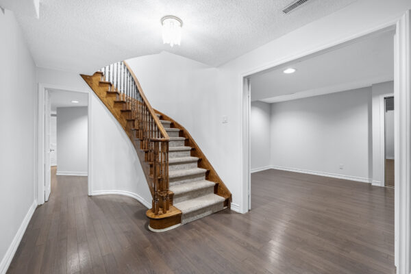 5-Patrick-Boulevard-Toronto-Web-Salisbury-53