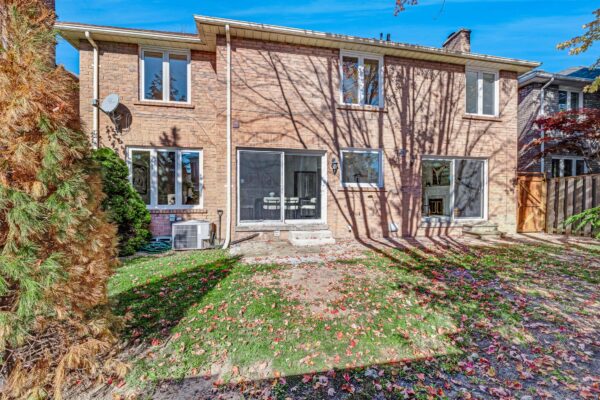 5-Patrick-Boulevard-Toronto-Web-Salisbury-70
