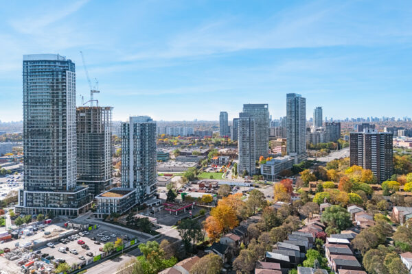 5-Patrick-Boulevard-Toronto-Web-Salisbury-74