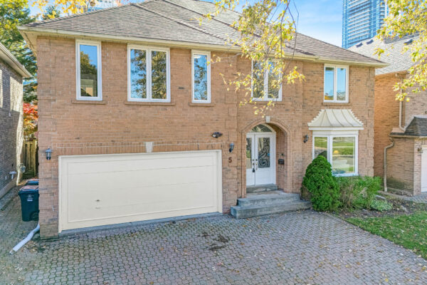 5-Patrick-Boulevard-Toronto-Web-Salisbury-9