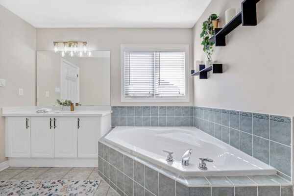 63-Billingham-Heights-Aurora-Web-Salisbury-39